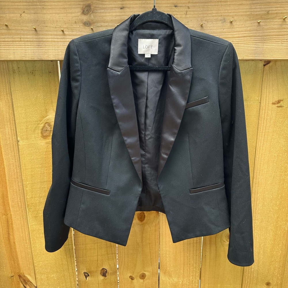 Ann Taylor LOFT Black Blazer with Satin Lapels and Tailored Structured Fit